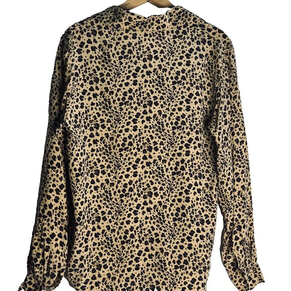 Lord & Taylor 100% Silk Leopard Print Long Sleeve French Cuffs Blouse Womens 8 - Picture 2 of 5